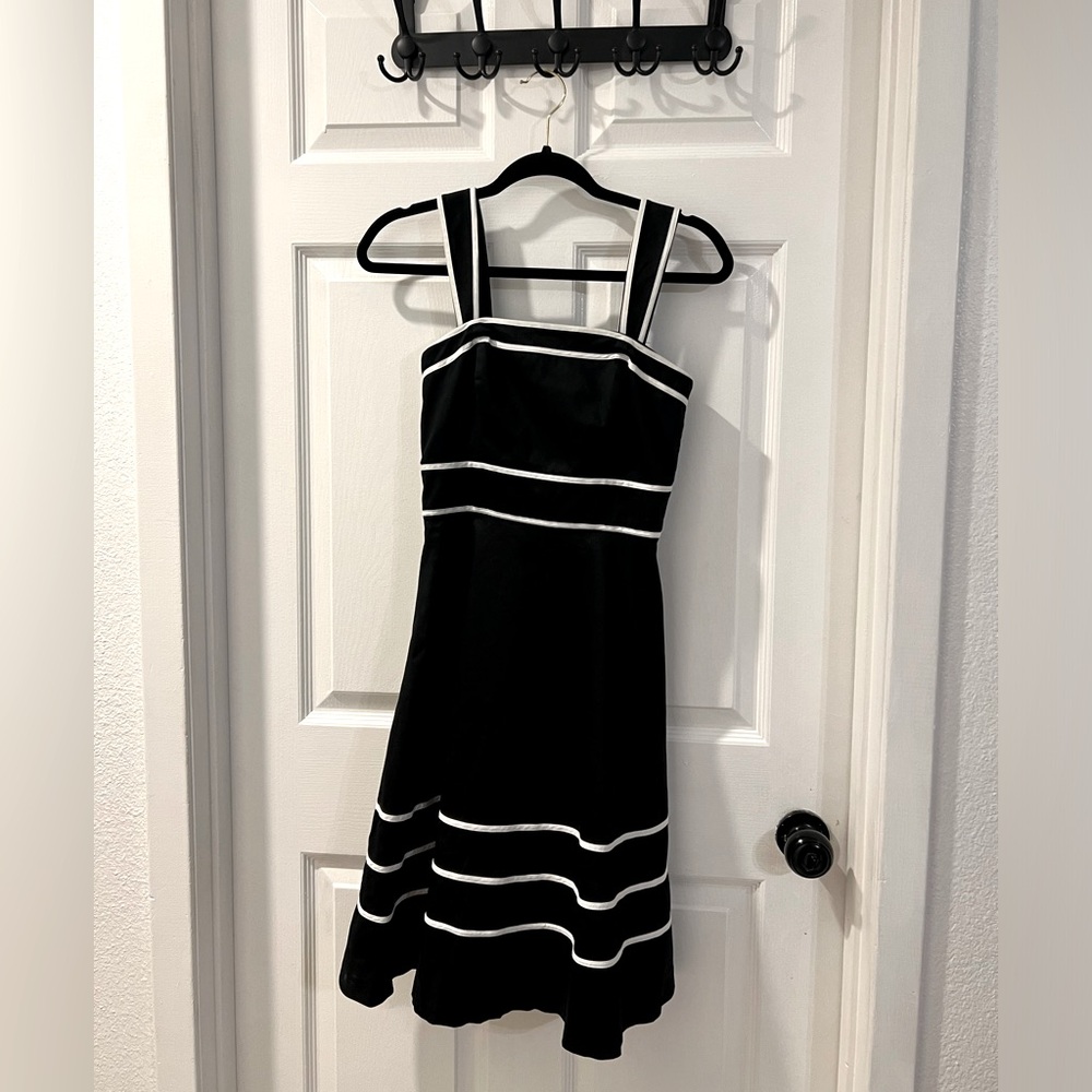 Black House White Market black and white dress, size 00